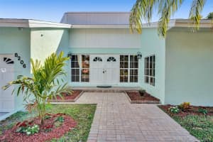 8206 NW 85th Ave, Tamarac, FL 33321, Sold 04/23/21