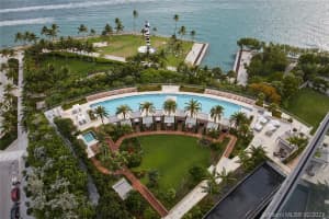 800 South Pointe Dr, Miami Beach, FL 33139, Sold 04/19/21