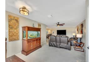 5820 NW 56th Pl, Tamarac, FL 33319, Sold 03/29/21