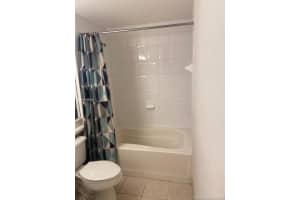 8070 N Nob Hill Rd, Tamarac, FL 33321, Sold 03/11/21