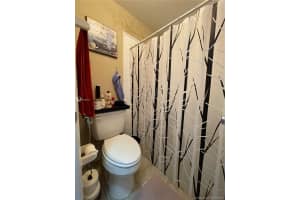 6753 NW 193rd Ln, Miami Gardens, FL 33015, Sold 04/23/21