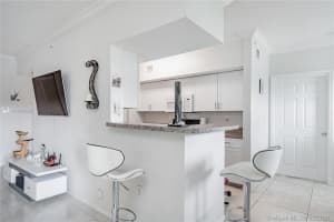 101 SW 117th Ave, Pembroke Pines, FL 33025, Sold 06/25/21