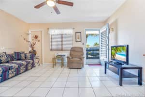 15600 NE 6th Ave #36a, Miami, FL 33162, Sold 09/03/21
