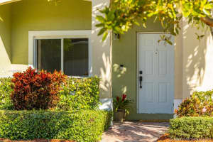 1658 SE 23rd Way, Homestead, FL 33035, Sold 03/23/21