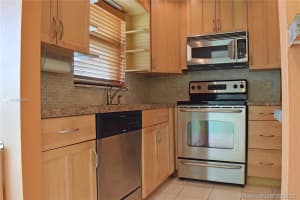 807 W Oakland Park Blvd APT H9, Wilton Manors, FL 33311, Sold 04/07/21