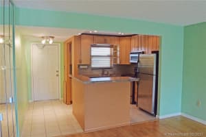 807 W Oakland Park Blvd APT H9, Wilton Manors, FL 33311, Sold 04/07/21