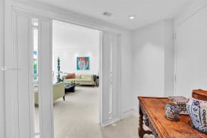 19955 NE 38th Ct, Aventura, FL 33180, Sold 09/27/21