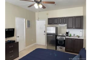 3700 Collins Ave s304, Miami, FL 33140, Sold 05/07/21