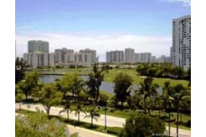 3475 N Country Club Dr, Miami, FL 33180, Sold 11/01/21