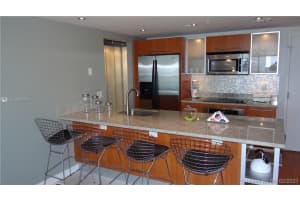 185 SW 7th St 12th floor, Miami, FL 33130, Sold 08/12/21