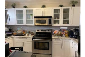 150 NW 114th Ave, Miami, FL 33172, Sold 04/13/21