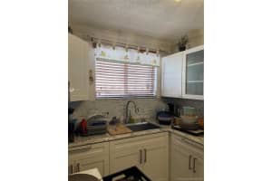 150 NW 114th Ave, Miami, FL 33172, Sold 04/13/21