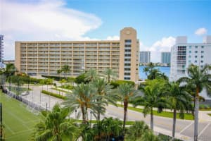 200 178th Dr, Sunny Isles Beach, FL 33160, Sold 05/27/21