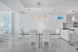 17001 Collins Ave, Sunny Isles Beach, FL 33160, Sold 04/01/21