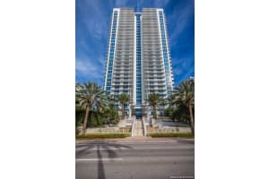 3101 S Ocean Dr, Hallandale Beach, FL 33009, Sold 06/10/22