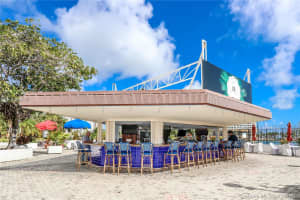 999 Brickell Bay Dr, Miami, FL 33131, Sold 06/02/21