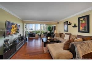 550 Ocean Dr #8c, Key Biscayne, FL 33149, Sold 04/09/21