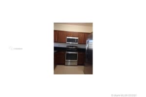 8930 NW 97th Ave, Doral, FL 33178, Sold 01/24/22