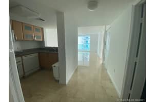 2101 Brickell Ave, Miami, FL 33129, Sold 11/19/21