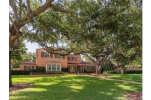 31 Lagorce Cir, Miami Beach, FL 33141, Sold 04/09/21