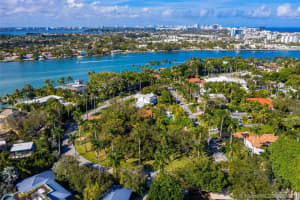 31 Lagorce Cir, Miami Beach, FL 33141, Sold 04/09/21