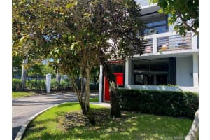 3073 NE 183rd Ln, Aventura, FL 33160, Sold 05/25/21