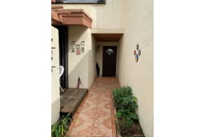 7667 SW 105th Pl, Miami, FL 33173, Sold 07/08/21