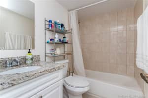 506 NW 87th Ave, Miami, FL 33172, Sold 04/01/21