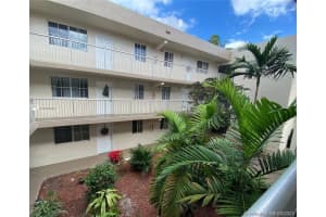 6045 NW 186th St, Hialeah, FL 33015, Sold 07/15/21