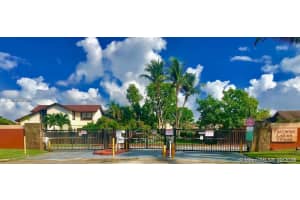 900 NW 106th Ave Cir, Miami, FL 33172, Sold 04/01/21