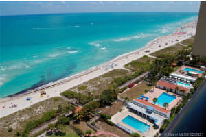 2555 Collins Ave PH 109, Miami Beach, FL 33140, Sold 05/04/21