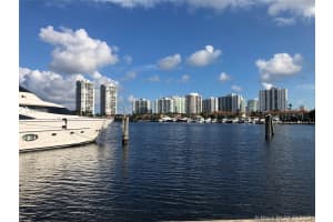 3610 Yacht Club Dr, Aventura, FL 33180, Sold 03/13/21