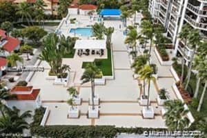 3610 Yacht Club Dr, Aventura, FL 33180, Sold 03/13/21