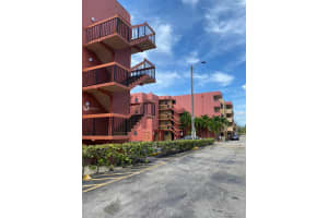 403 NW 72nd Ave, Miami, FL 33126, Sold 10/27/21