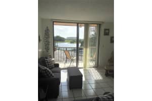 9682 Fontainebleau Blvd, Miami, FL 33172, Sold 06/10/21