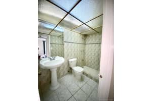 17570 Atlantic Blvd, Sunny Isles Beach, FL 33160, Sold 11/01/21