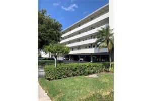 400 NE 14th Ave, Hallandale Beach, FL 33009, Sold 05/27/21