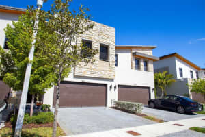 10521 NW 81st Terrace, Doral, FL 33178, Sold 04/16/21