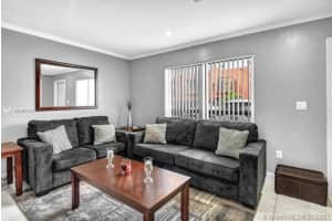 8430 NW 8th St APT A6, Miami, FL 33126, Sold 04/29/21