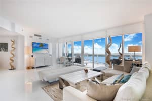 400 Alton Rd, Miami Beach, FL 33139, Sold 04/15/21