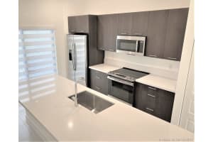 7855 NW 104th Ave, Doral, FL 33178, Sold 04/15/21
