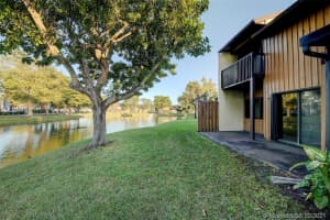 4174 S Pine Island Rd, Davie, FL 33328, Sold 04/01/21