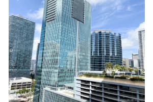 170 SE 14th St, Miami, FL 33131, Sold 04/30/21