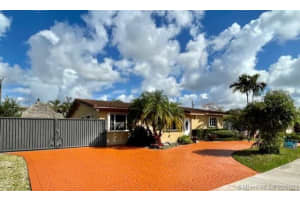 7921 NW 172nd St, Hialeah, FL 33015, Sold 04/16/21