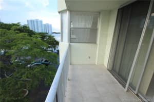 16558 NE 26th Ave #4h, North Miami Beach, FL 33160, Sold 05/04/21