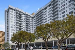 137 Golden Isles Dr, Hallandale Beach, FL 33009, Sold 04/08/21