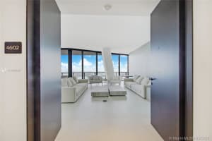 1000 Biscayne Blvd, Miami, FL 33132, Sold 04/20/21