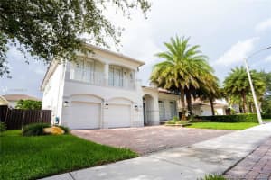 11211 NW 71st St, Doral, FL 33178, Sold 07/19/21