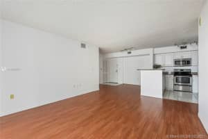 1155 Brickell Bay Dr, Miami, FL 33131, Sold 05/27/21