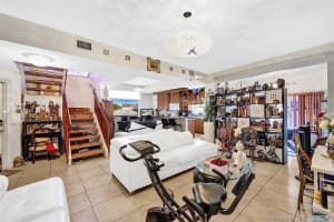 8207 NW 191st Ln #34l, Hialeah, FL 33015, Sold 05/05/21